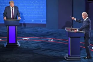 Trump frente a Biden, en un debate presidencial en 2020