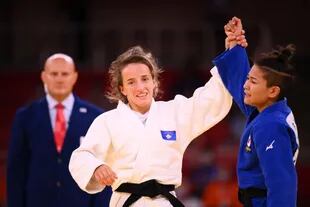 Distria Krasniqi, la judoca que le dio a Kosovo la segunda medalla de oro de su historia 