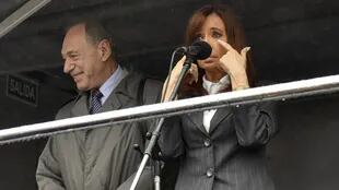 ARCHIVO.- Cristina Kirchner y Eugenio Zaffaroni, en Comodoro Py