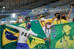 Los seguidores de Brasil, antes de una definición que los dejó con las manos vacías