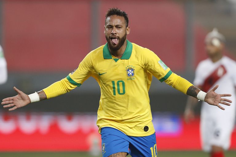 Neymar Jr. delantero de la Selección de Brasil y una de las armas principales del equipo local para revalidar el título continental.