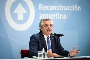 El presidente Alberto Fernández encabezó en el Museo del Bicentenario de Casa Rosada un acto en el que el Gobierno para asignar  viviendas del programa “Procrear II Cogestión Local con Sindicatos”