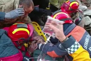 Siete rescates milagrosos, a siete días del terremoto en Turquía y Siria