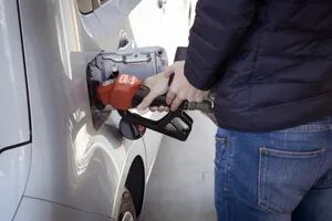 Cuánto subirá el precio de la gasolina el fin de semana del 4 de julio en Estados Unidos