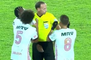 Libertadores: el árbitro terminó el partido cuando Flamengo estaba por marcar