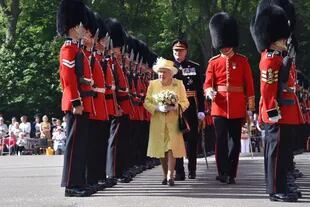 La reina participa de un evento en el palacio de Holyrood, en Edimburgo, el 28 de junio pasado