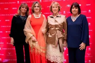 Clara Vázquez Mansilla, Josefina González Guerrico, Elena Basavilbaso y Magdalena Pereyra Lucena 