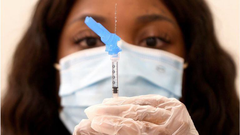 Las vacunas son una forma efectiva de combatir la pandemia.