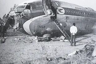 Un cigarrillo mal apagado y humo en la cabina: la tragedia del Boeing 707 que no llegó al aeropuerto