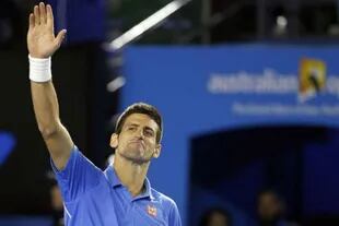 Novak Djokovic superó a Andy Murray y conquistó su quinta corona en Australia