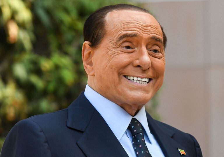 Paso al costado: Silvio Berlusconi renunció a ser candidato a la presidencia de Italia