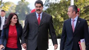 Tareck El Aissami junto a Maduro y la primera dama, Cilia Flores