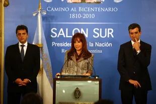 En 2009, cuando Cristina Kirchner se refirió al revés electoral del kirchnerismo, junto a Massa y Randazzo