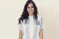 La periodista brasileña que quiere que la Argentina sea campeona y una foto que desató la polémica