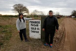 Alejandra Santa Cruz, de 51 años y Marcelo De Vita, de 54. Ambos vecinos del basural Pavon