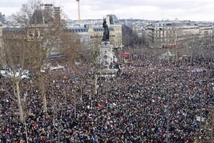 Una multitudinaria manifestación en París, luego de los atentados de 2015