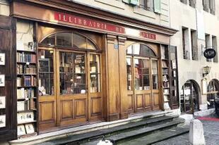 Al final del camino lo primero que vio fue una librería llamada Ancienne. (Foto Mica Arias @livineuropa)
