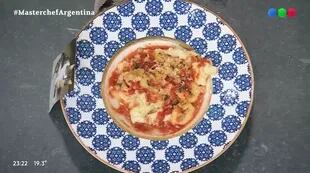 Delfina presentó un plato de ñoquis con salsa de tomate