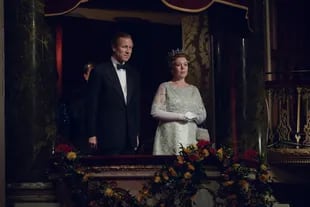 Tobias Menzies y Olivia Colman se despedirán en esta temporada de sus papeles como Felipe de Edimburgo y la reina Isabel II