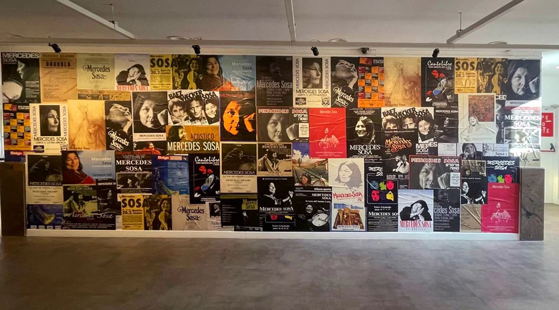 La muestra de Mercedes Sosa, La voz de la tierra, ya puede visitarse en el Centro Cultural Borges