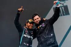 Lewis Hamilton, el protegido: en Mercedes "ya adoctrinan" al futuro compañero del campeón