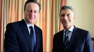 Macri junto al premier de Gran Bretaña, David Cameron