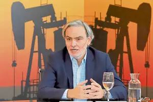 Naftas: tras el congelamiento, el Gobierno convoca a gobernadores y petroleras