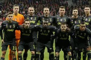 La fiesta del plantel de Juventus con 60 mujeres: "No soy guardián", dijo el DT