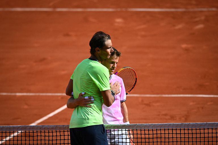 Este año, Diego Schwartzman alcanzó los cuartos de final de Roland Garros: cayó con Rafa Nadal.