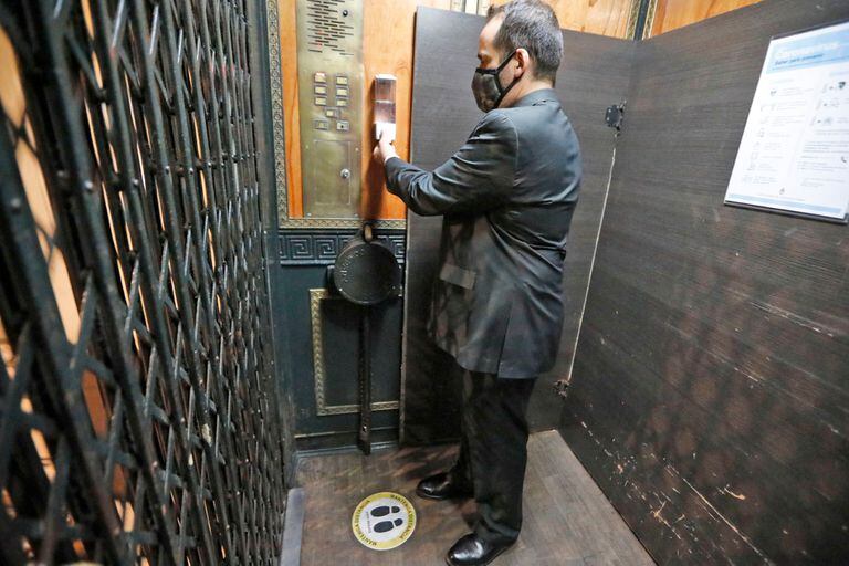 Los ascensores del Palacio de Justicia funcionan con reglas de distanciamiento 