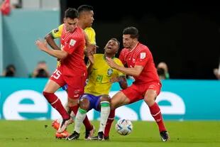 Brasil y Suiza protagonizaron un encuentro de alta intensidad en el estadio 974 de Doha por la segunda fecha del Mundial