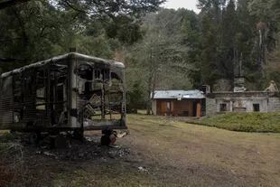Mascardi. Incendiaron un puesto de GendarmerÃ­a Nacional en un predio donde hace 2 meses incendiaron una casa, se lo atribuyen a la comunidad Mapuche Lafken Winkul Map