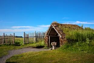 Reconstrucción del asentamiento vikingo de L'Anse aux Meadows, en el nordeste de Canadá