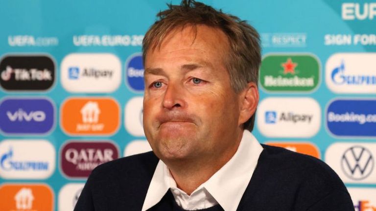 El entrenador de Dinamarca, Kasper Hjulmand, reconoció que había sido una jornada emocionalmente agotadora para su equipo.