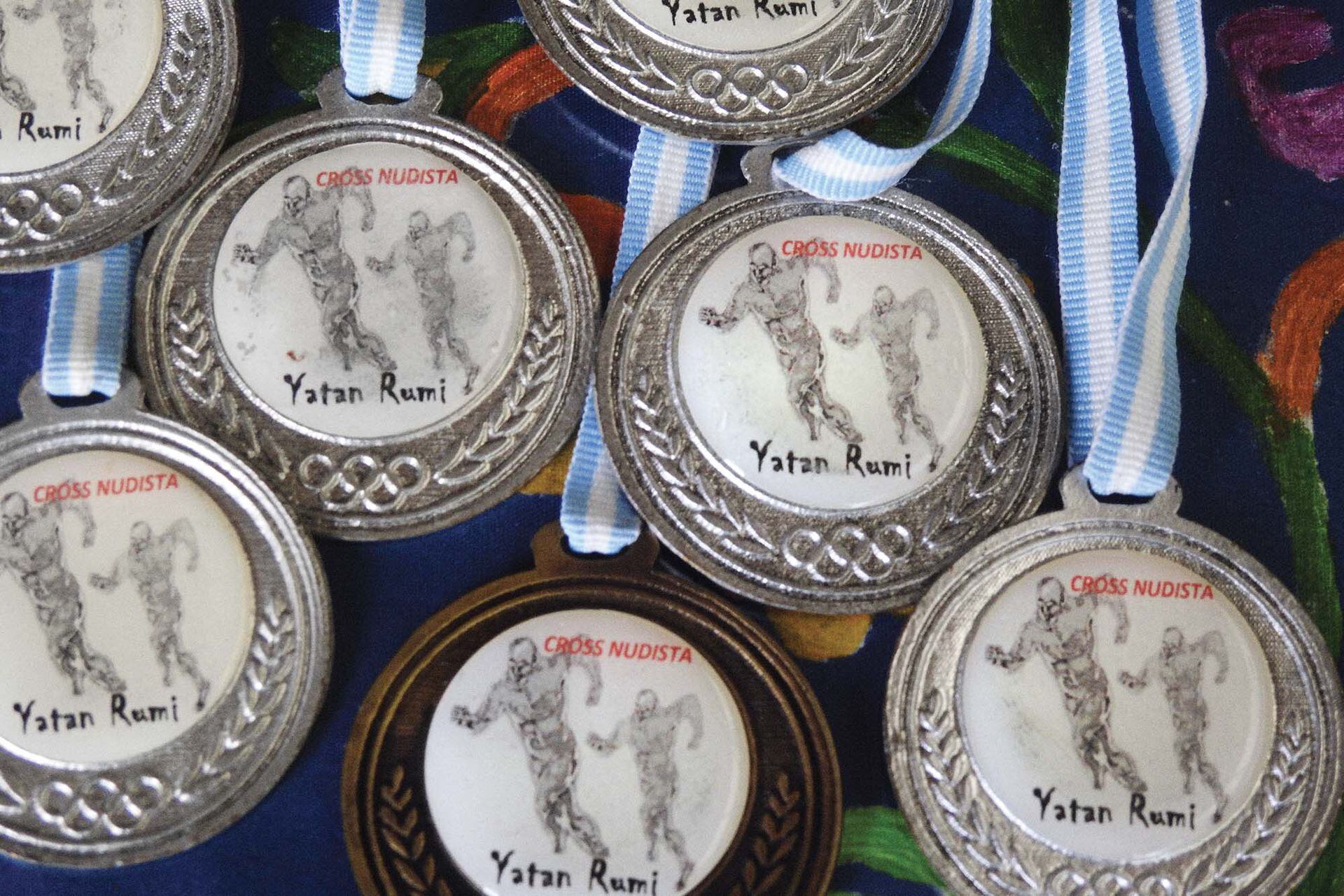 Las medallas para los participantes. 