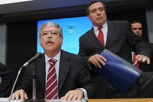Julio De Vido y Antonio Pronsato; el exministro de Planificación Federal lo nombró en el Enargas como interventor en 2005