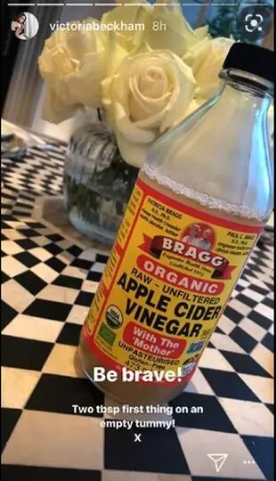 Victoria Beckham ha contado en su Instagram que es una gran fanática de los shots de vinagre de manzana