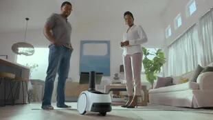 Astro, el robot hogareño de Amazon que puede transportar pequeños objetos costaría 1000 dólares