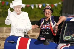 El evento por el que las calles de Reino Unido se paralizan ante la reina Isabel II
