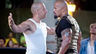 Dos actores enfrentados.  Vin Diesel vs. The Rock