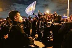 Policía bonaerense. Diez razones para una protesta
