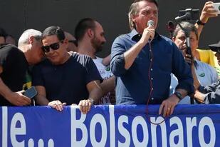 El discurso y sus acciones empujan a Bolsonaro hacia el juicio político