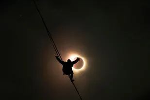 Qué es un eclipse solar y cuántos tipos existen