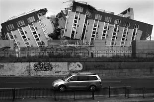 El terremoto que estremeció a Santiago de Chile, en 2010, objeto de un vigoroso texto de Juan Villoro