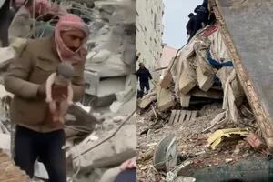 Una mujer dio a luz en medio de los escombros, tras el devastador terremoto en Siria