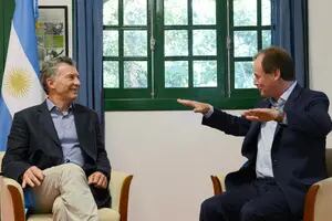 Macri cierra su gira por el Norte con reuniones con gobernadores del PJ