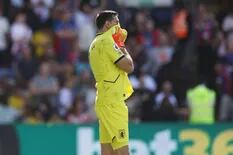 Los tres goles que sufrió Dibu Martínez en la derrota de Aston Villa