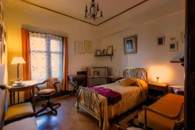 La habitación donde se hospedó Federico García Lorca se conserva con los muebles originales