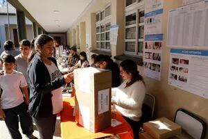 Qué pasa si no voto en las elecciones en Tucumán 2023