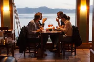 Pulpo, centolla y cordero: los mejores restaurantes de Ushuaia para probarlos